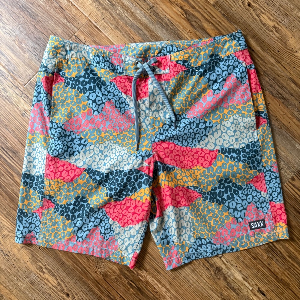 SAXX Betawave 2N1 Boardie Mens 36 Multi Color Leopard Board Shorts 19"‎ Swim